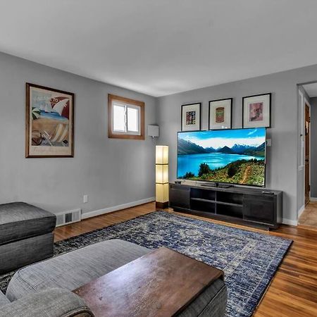 Gorgeous 2 Queen Bedroom Apartment In North Buffalo With 70 Inch Tv Buitenkant foto